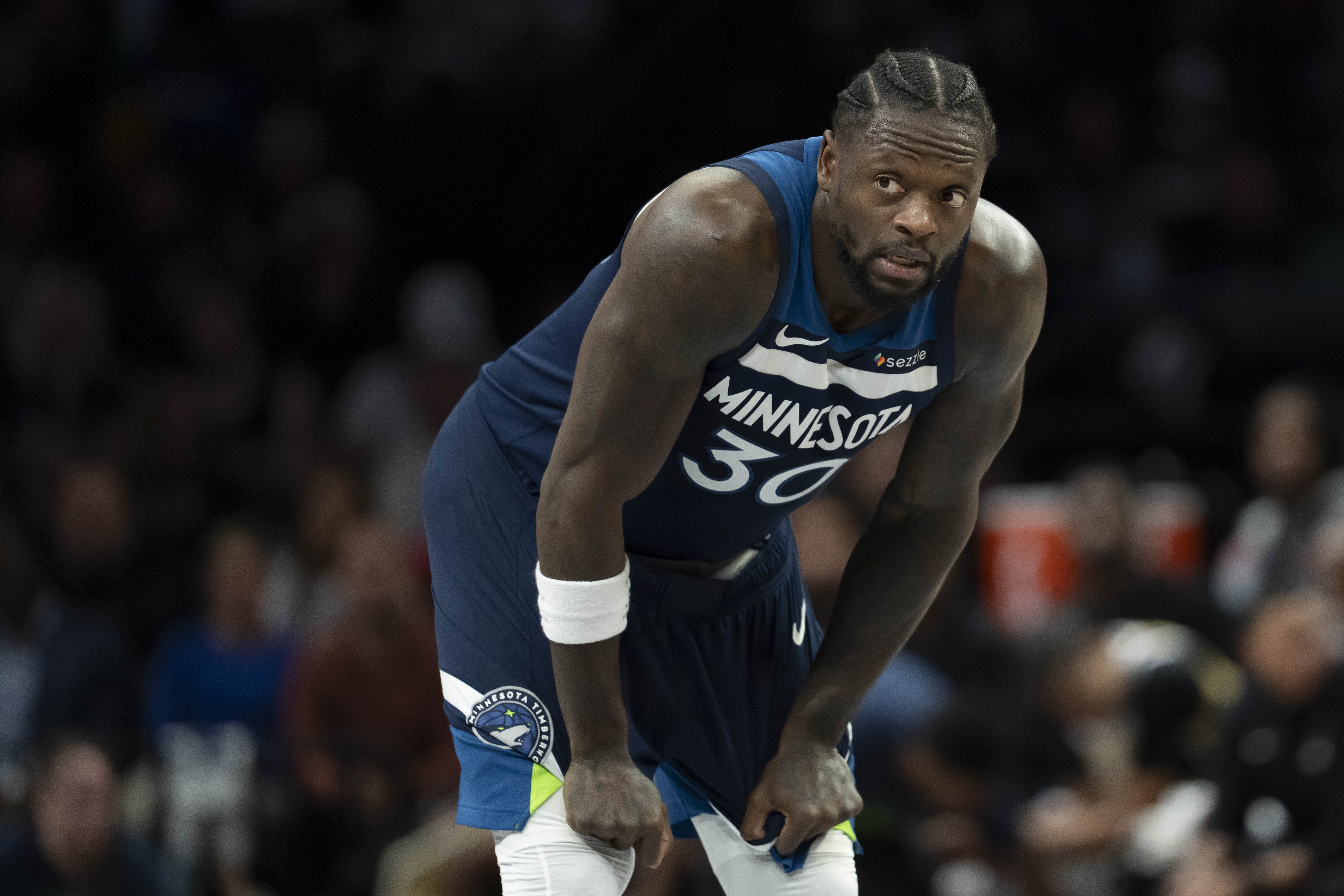 B体育平台-无力回天！兰德尔17中10空砍30分7板6助 罚球7中7&amp;6犯离场