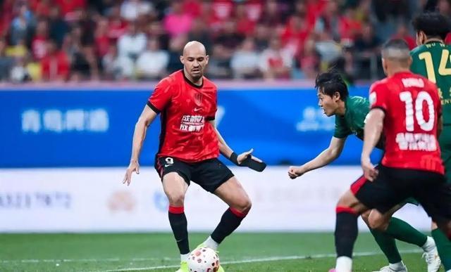 B体育赛事-中超|米特里策缺席4轮,浙江队3负1平1球不进